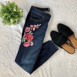KUT Connie Ankle Skinny Jeans w/ Embroidery - NWOT
